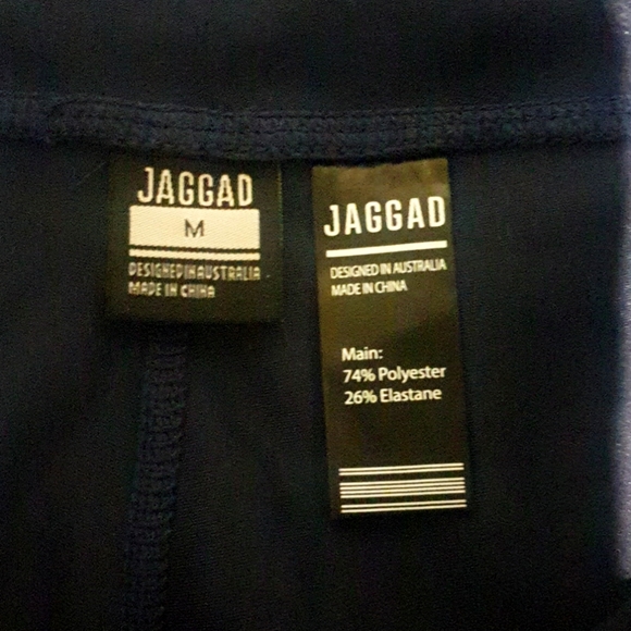 JAGGED navy silver writing work out Sports Gym Training Shorts -Size M like new - Picture 3 of 4